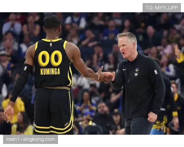 科尔谈霍福德出勤管理球队将延续上赛季负荷计划策略