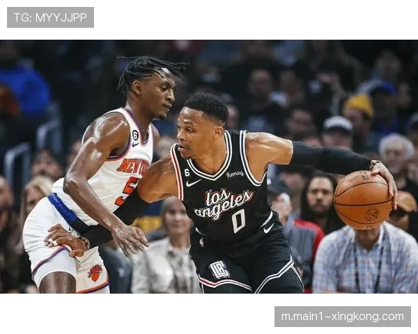 尼克斯三分出手占比升至49.4% 进攻体系重构尚待磨合